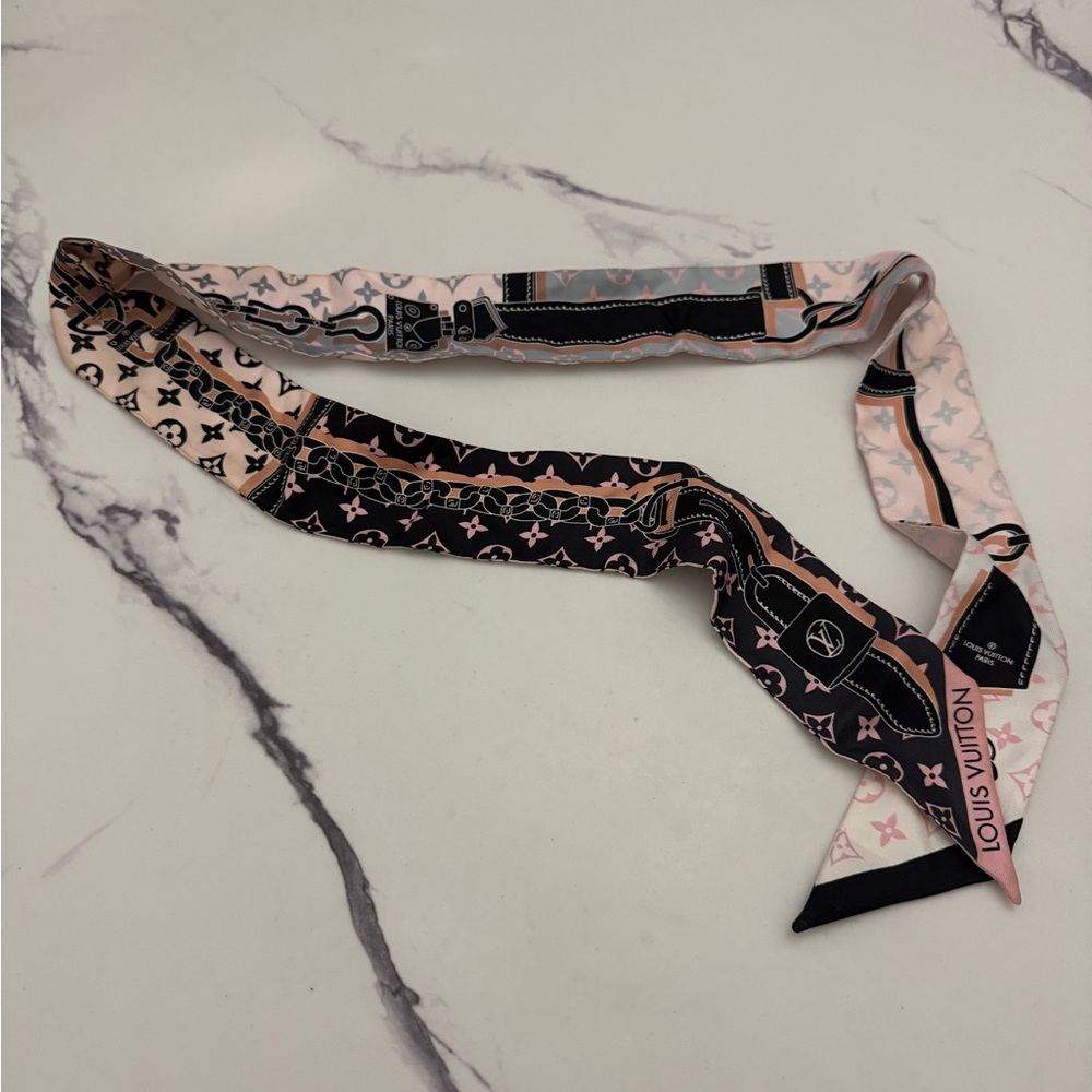 Louis Vuitton Monogram Confidential Bandeau